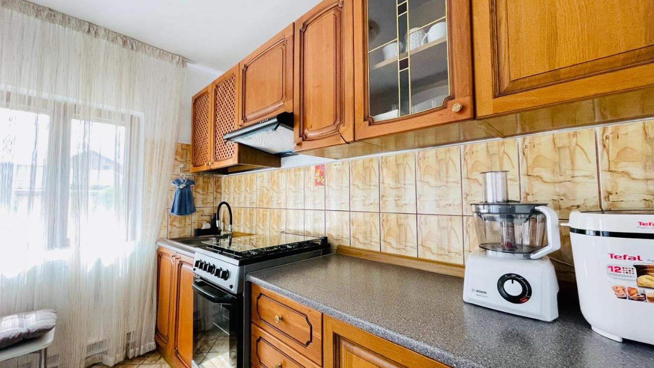 Leto House Appartement Târgu Jiu Buitenkant foto